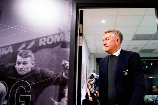 Kåre Ingebrigtsen, head coach of Rosenborg, watches the