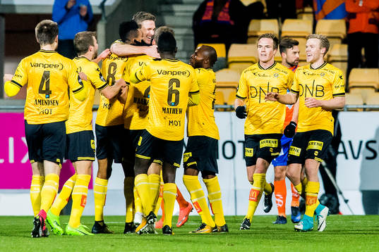 Frode Kippe of Lillestrøm celebrates