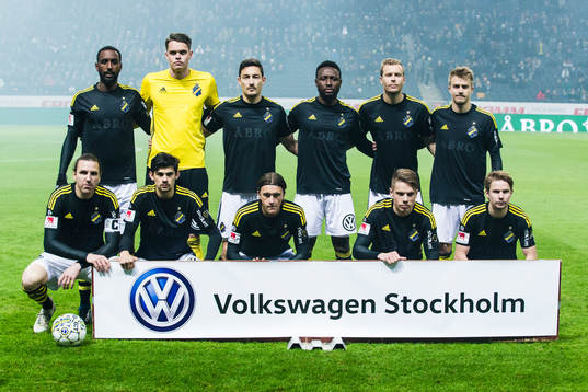 s startelva med Henok Goitom , målvakt Oscar Linnér ,