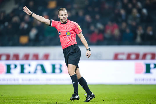 Domare Kristoffer Karlsson