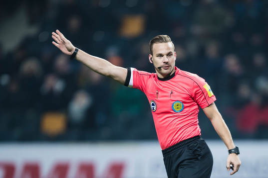 Domare Kristoffer Karlsson