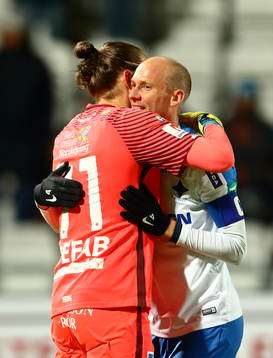 Norrköpings målvakt David Mitov Nilsson och Andreas