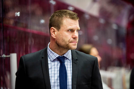 Vaclav Varada head coach of Ocelari Trinec