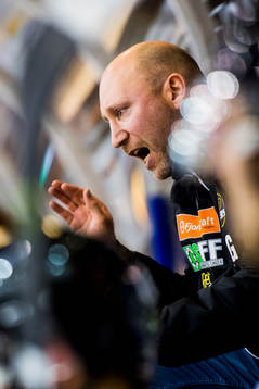 Pål Kristian Gulbrandsen, head coach of Stavanger Oilers