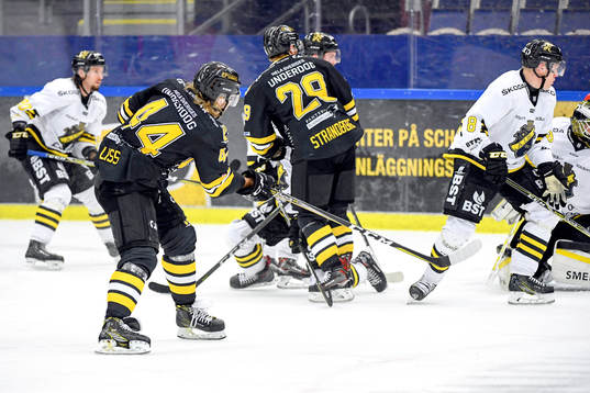 Panterns Olle Liss gör 5-2
