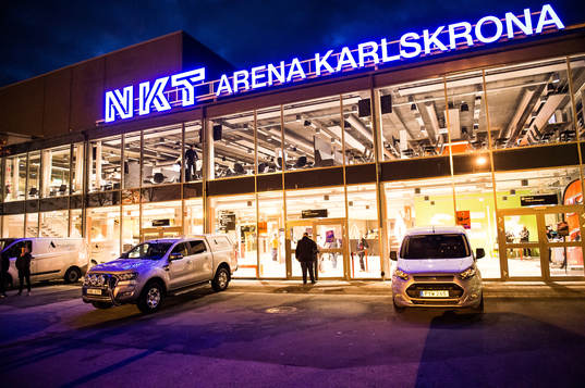 NKT arena exteriört innan ishockeymatchen i SHL mellan