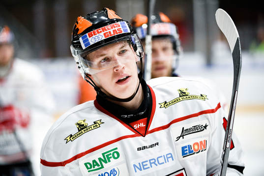 Örebros Jare Sallinen jublar