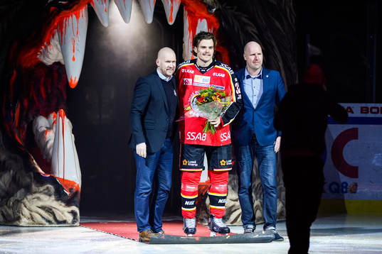 Luleås Oscar Engsund med kontraktörlängning före