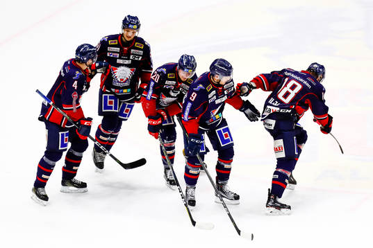 Linköpings spelare jublar