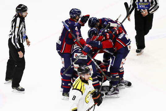Linköping jublar och Brynäs Aaron Palushaj deppar