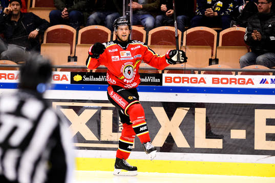 Luleås Patrick Cehlin jublar