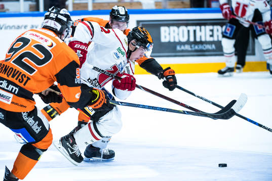Örebros Glenn Gustafsson och Karlskronas Henrik