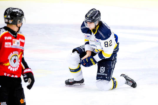 s Kevin Stenlund har ont