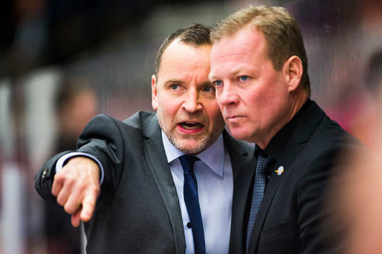 Luleås tränare Thomas Berglund och assisterande tränare