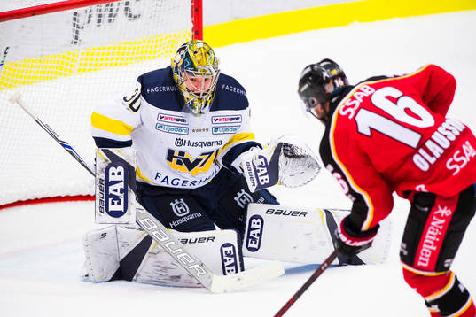s målvakt Linus Söderström