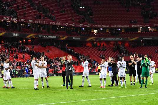 Östersunds spelare tackar publiken