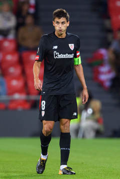 Athletic Bilbaos Ander Iturraspe deppar