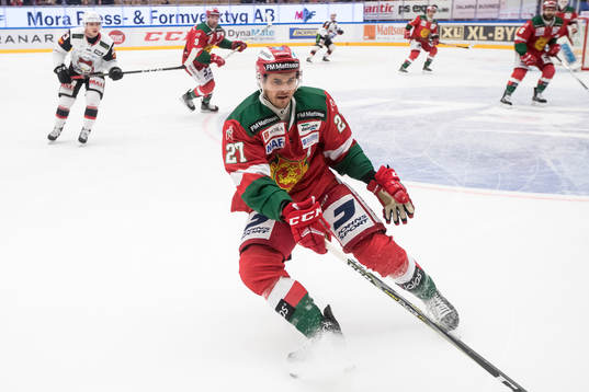 Moras Matt Bailey  i ishockeymatchen i SHL mellan Mora och