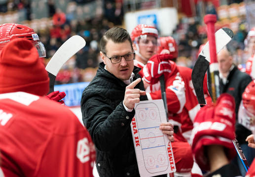 Timrås assisterande tränare Johan Thelin