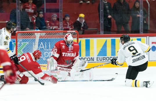 Panterns Kim Johansson gör 2-2