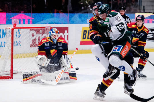 Bläddra bland fler bilder av Ishockey, SHL, Djurgården - Färjestad