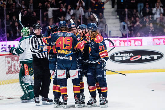 Djurgårdens Jonathan Davidsson gör 2-0 och jublar med