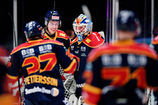 Djurgårdens målvakt Joacim Eriksson jublar