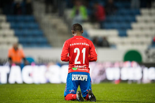 Bläddra bland fler bilder av Fotboll, Superettan, Helsingborg - Öster