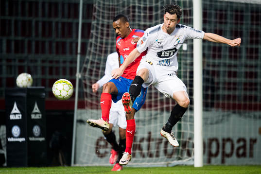 Helsingborgs Bradley Surprise Ralani och Östers Karl-Johan