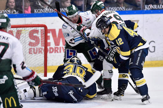 s målvakt Linus Söderström och Frölundas Sebastian