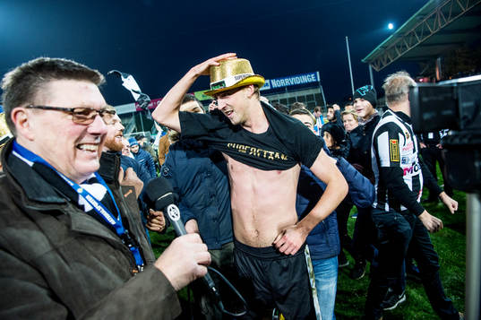 Landskronas Viktor Svensson jublar