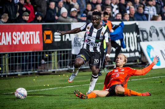Landskronas Edafe Egbedi mot Karlskronas Viktor Gustafson