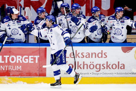 Leksands Emil Bemström jublar