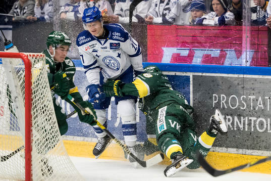 Leksands Anton Karlsson och Björklövens Mikko Pukka  i