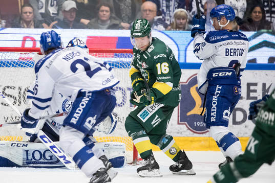 Björklövens Andreas Vikström och Leksands Daniel Bertov