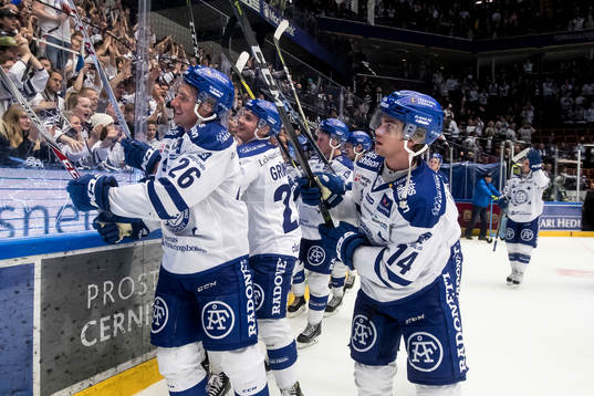 Leksands spelarna jublar