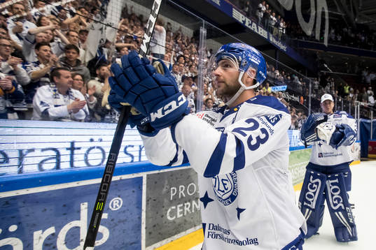 Leksands Alex Friesen  jublar