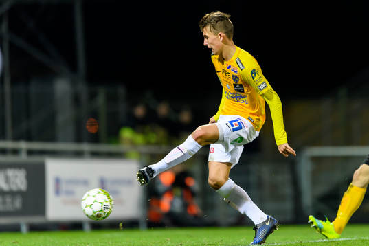 Falkenbergs John Björkengren gör 3-0