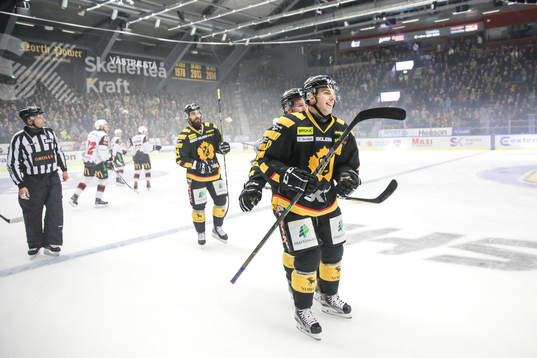 Bläddra bland fler bilder av Ishockey, SHL, Skellefteå - Malmö Redhawks
