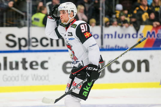 Malmö Redhawks  Max Görtz  jublar