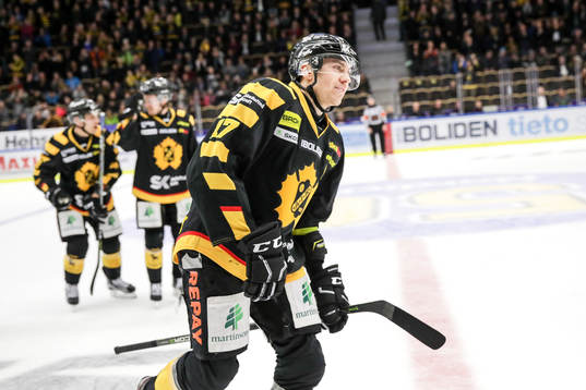 Skellefteås Pär Lindholm jublar