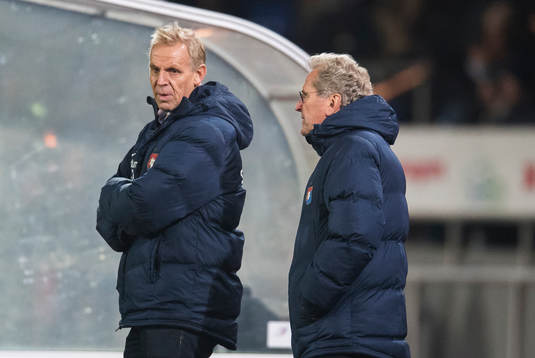 Örgrytes tränare Sören Börjesson och Erik Hamren deppar