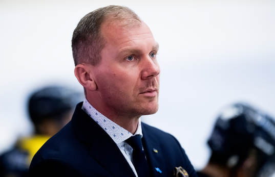 HV71s tränare Johan Lindbom