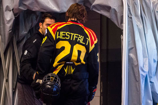 Brynäs Marcus Westfält lämnar planen