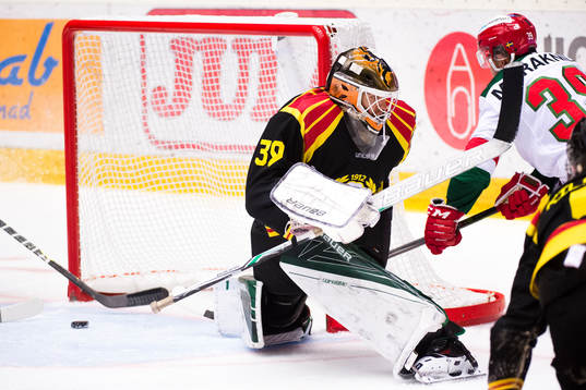 Brynäs målvakt Linus Fernström
