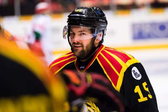 Brynäs Simon Bertilsson jublar