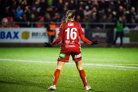 Piteås Felicia Karlsson jublar