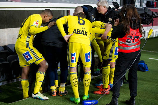 Sundsvall väntar på besked från övriga matcher i