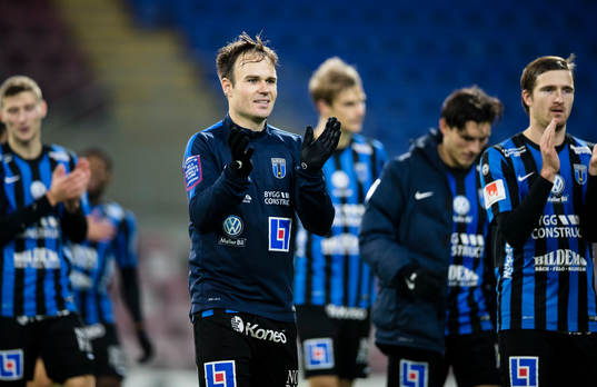 Sirius spelare med Niklas Busch Thor (närmast i bild)