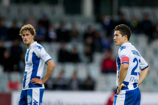 IFK Göteborgs Thomas Rogne och David Boo Wiklander deppar